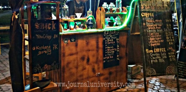 Filosofi Kopi - Sejarah Kopi di Indonesia, Kopi Arabika, Robusta, dan 3 Film Menarik 3 Bisnis Kopi